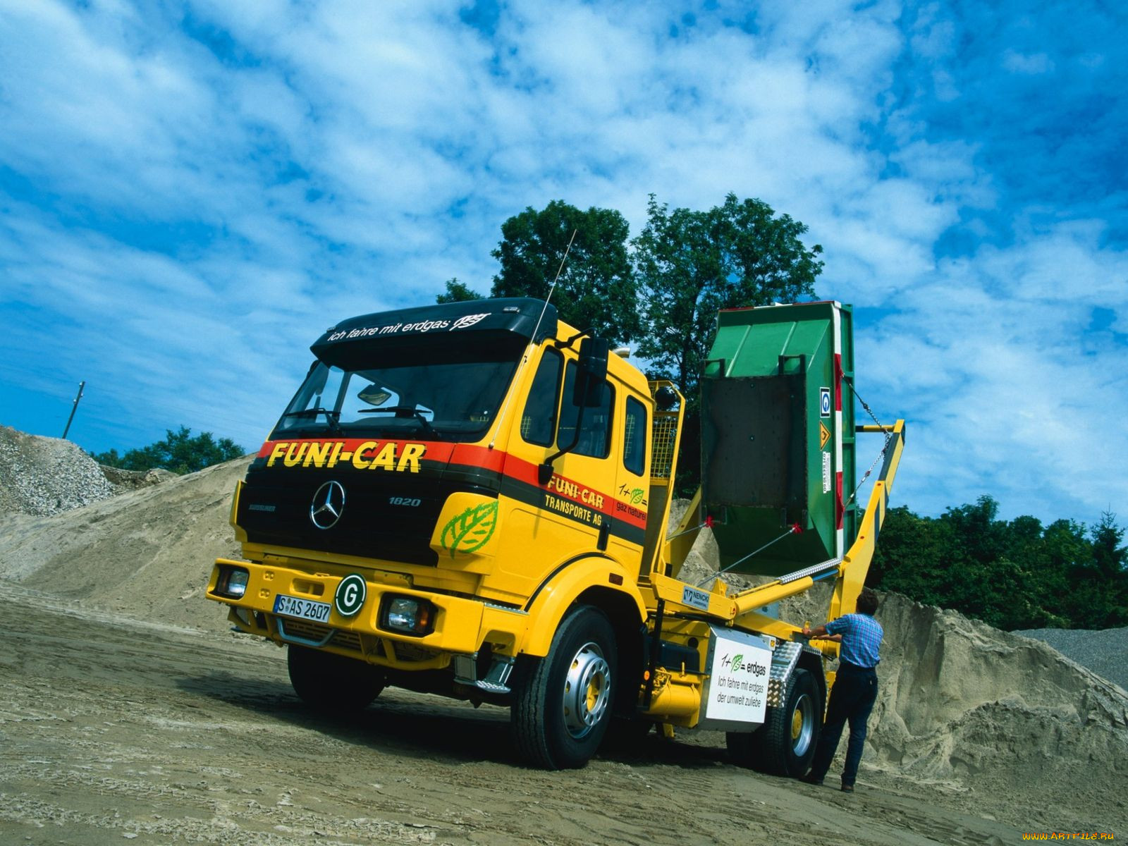 , mercedes, trucks